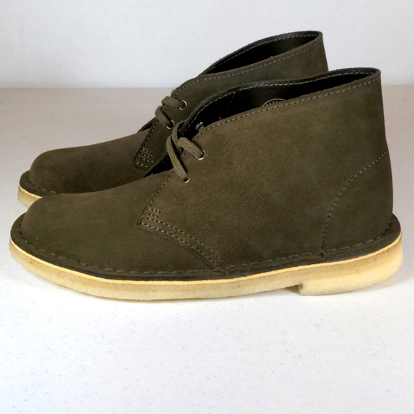 Clarks Desert Boot Dark Olive - Picture 5 of 8